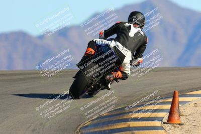 media/Jan-09-2022-SoCal Trackdays (Sun) [[2b1fec8404]]/Turn 12 Backside (130pm)/